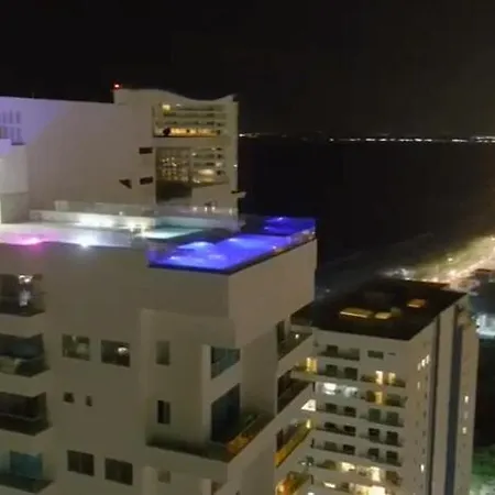 Sunset Oceanview Balcony Walk To Oldtown Pool Ac Apartamento Cartagena