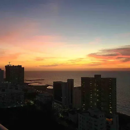 Sunset Oceanview Balcony Walk To Oldtown Pool Ac Cartagena